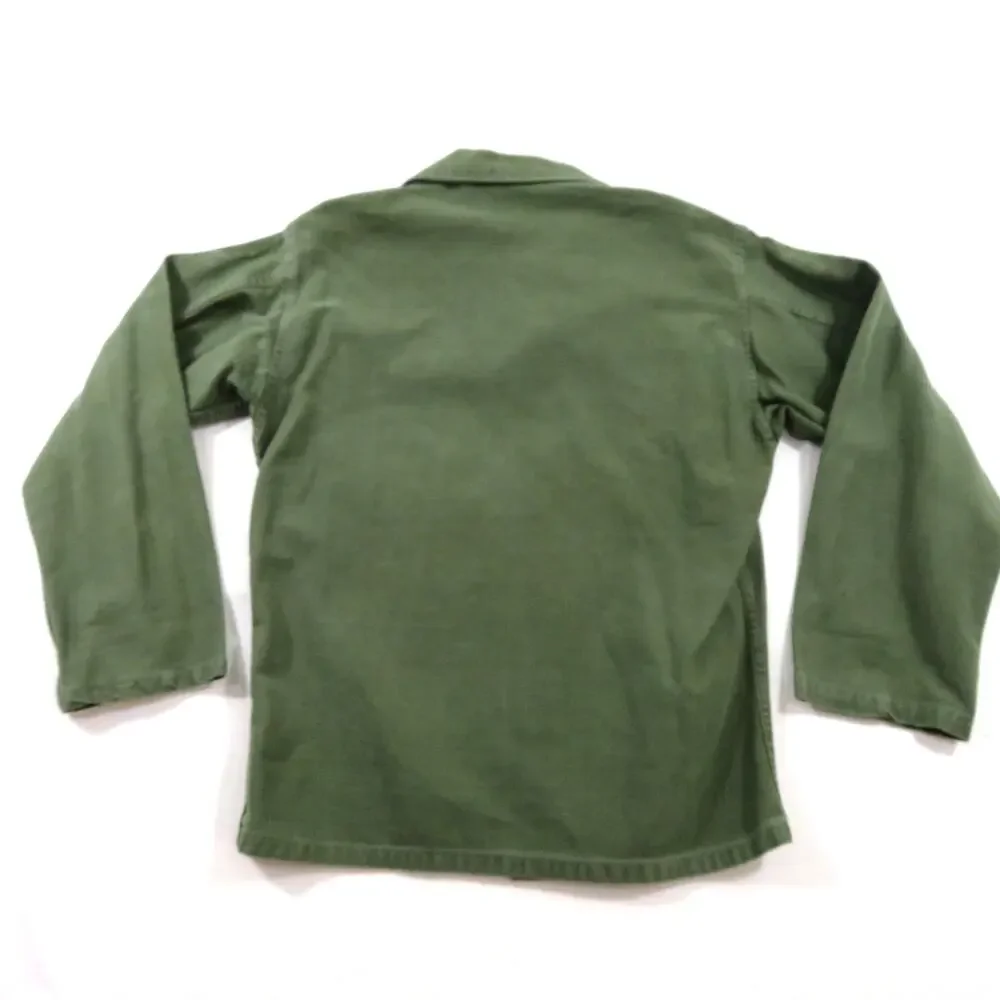 Vietnam Era Cotton Sateen Shirt Military OD Green Button Up Sz S 1st pattern 60s